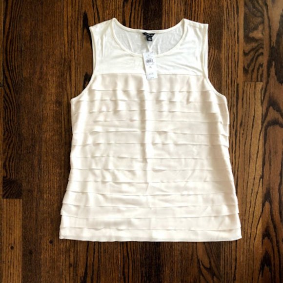 Ann Taylor Tops - Ann Taylor Cream Sleeveless Top
